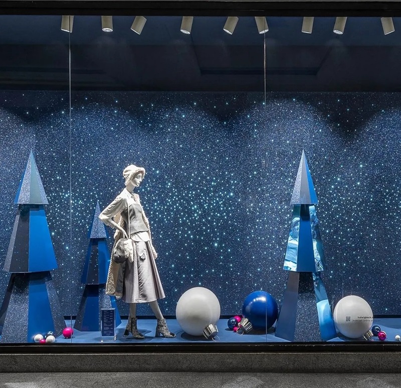 Trang trí Window Display